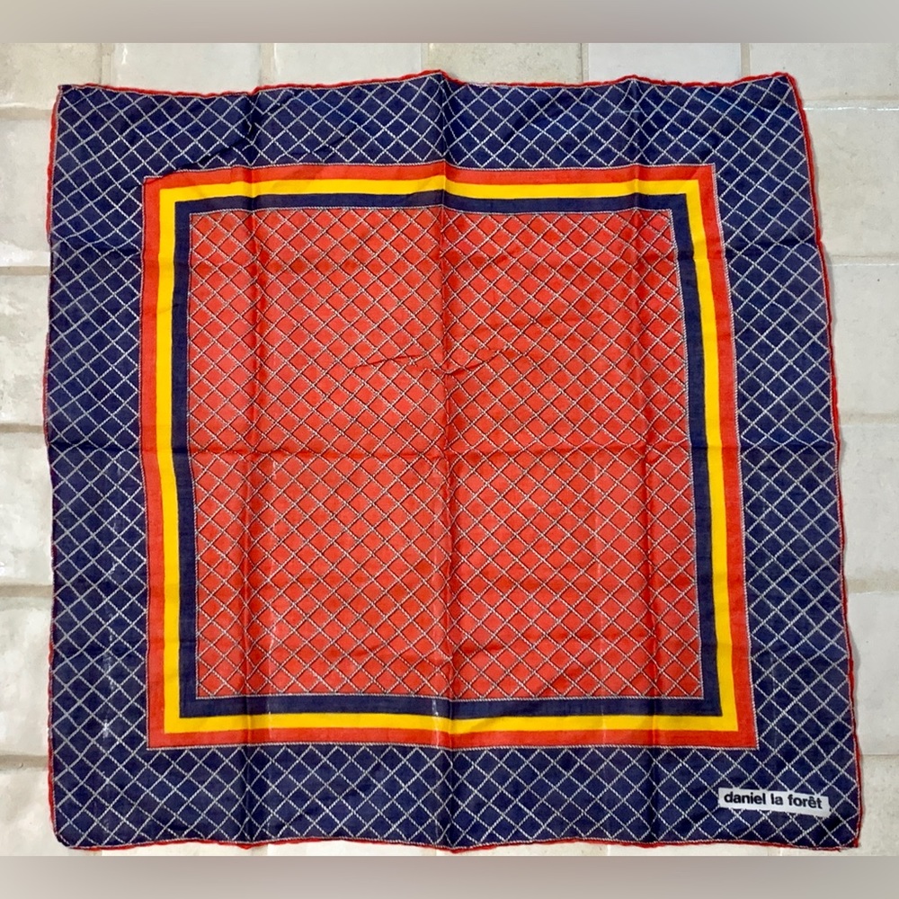 Vintage 1970s 100% Silk DANIEL LA FORET 20” x 20” Scarf Bandanna Kerchief Wrap